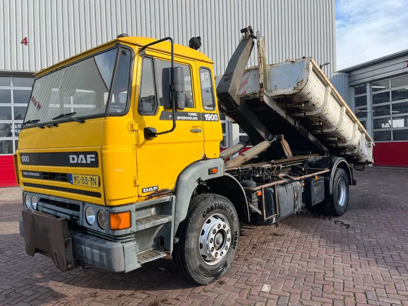DAF 1900 F HAAKARM - Camión portacontenedore/ Intercambiable: foto 1 DAF 1900 F HAAKARM - Camión portacontenedore/ Intercambiable: foto 1
