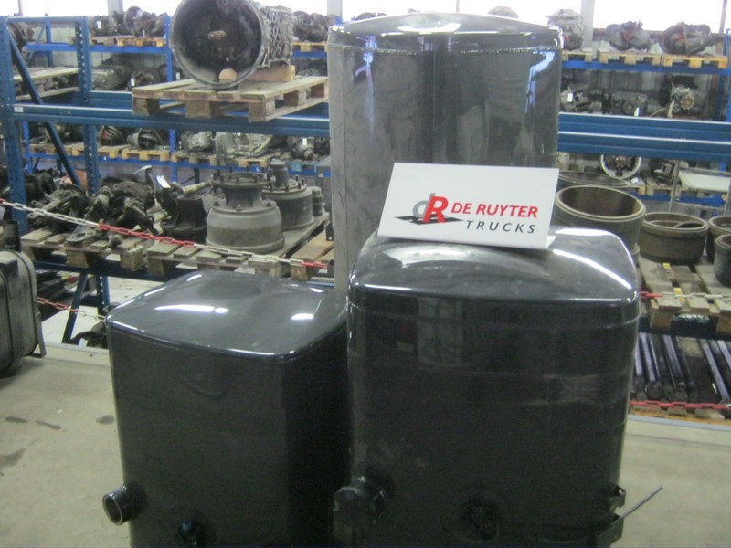 DAF Brandstoftanks voor CF en XF (staal) - Procesamiento de combustible: foto 3 DAF Brandstoftanks voor CF en XF (staal) - Procesamiento de combustible: foto 3