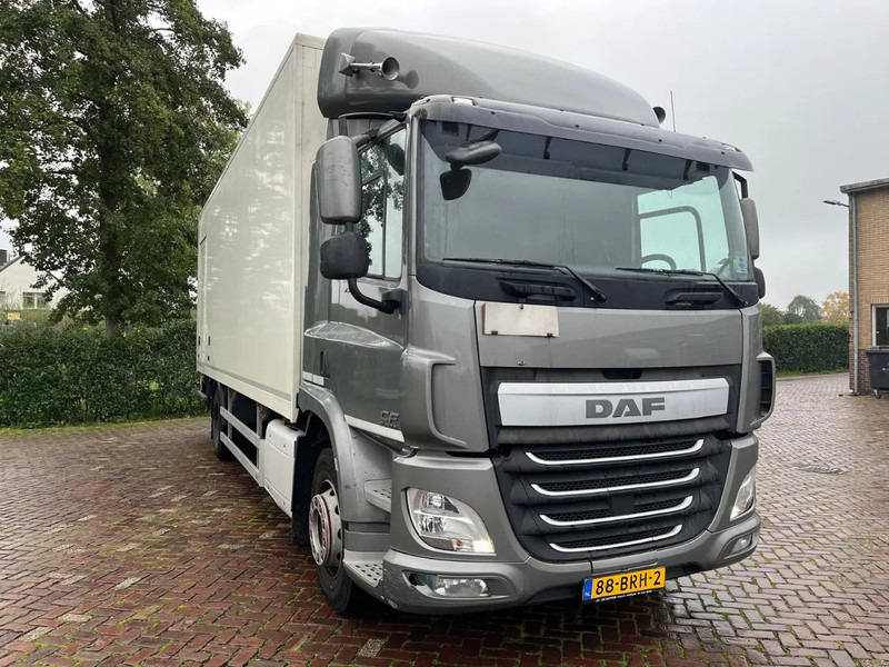 DAF CF 290 FA - Camión caja cerrada: foto 4 DAF CF 290 FA - Camión caja cerrada: foto 4