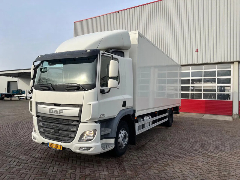DAF CF 310 FA EURO 6 - Camión caja cerrada: foto 1 DAF CF 310 FA EURO 6 - Camión caja cerrada: foto 1