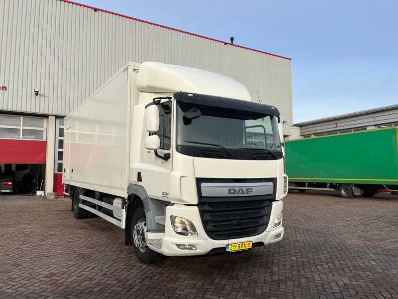DAF CF 310 FA EURO 6 - Camión caja cerrada: foto 3 DAF CF 310 FA EURO 6 - Camión caja cerrada: foto 3