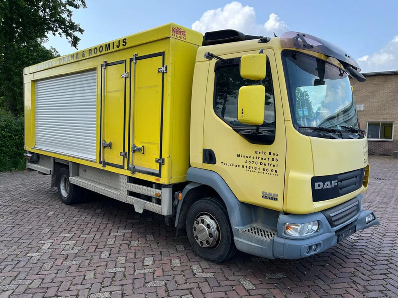DAF LF 45 .180 - Camión caja cerrada: foto 1 DAF LF 45 .180 - Camión caja cerrada: foto 1