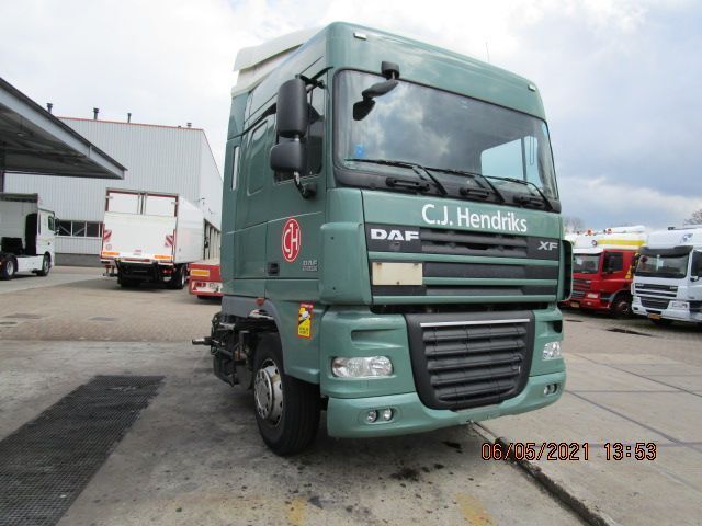 DAF XF 105 SPACE CABINE XF 105 EURO 5 - Cabina e interior: foto 2 DAF XF 105 SPACE CABINE XF 105 EURO 5 - Cabina e interior: foto 2