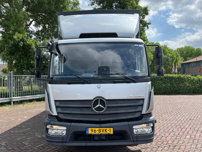 Mercedes-Benz Atego 1221 - Camión caja cerrada: foto 3 Mercedes-Benz Atego 1221 - Camión caja cerrada: foto 3