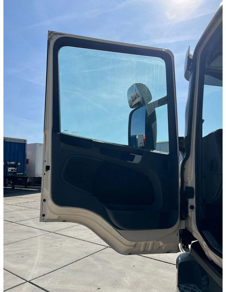 Camión frigorífico Scania P250: foto 14 Camión frigorífico Scania P250: foto 14