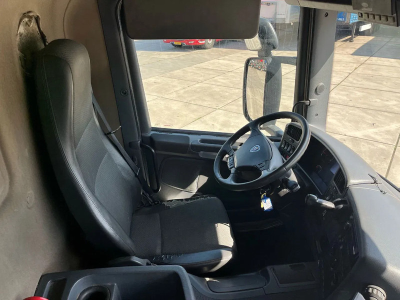 Camión frigorífico Scania P250: foto 18 Camión frigorífico Scania P250: foto 18