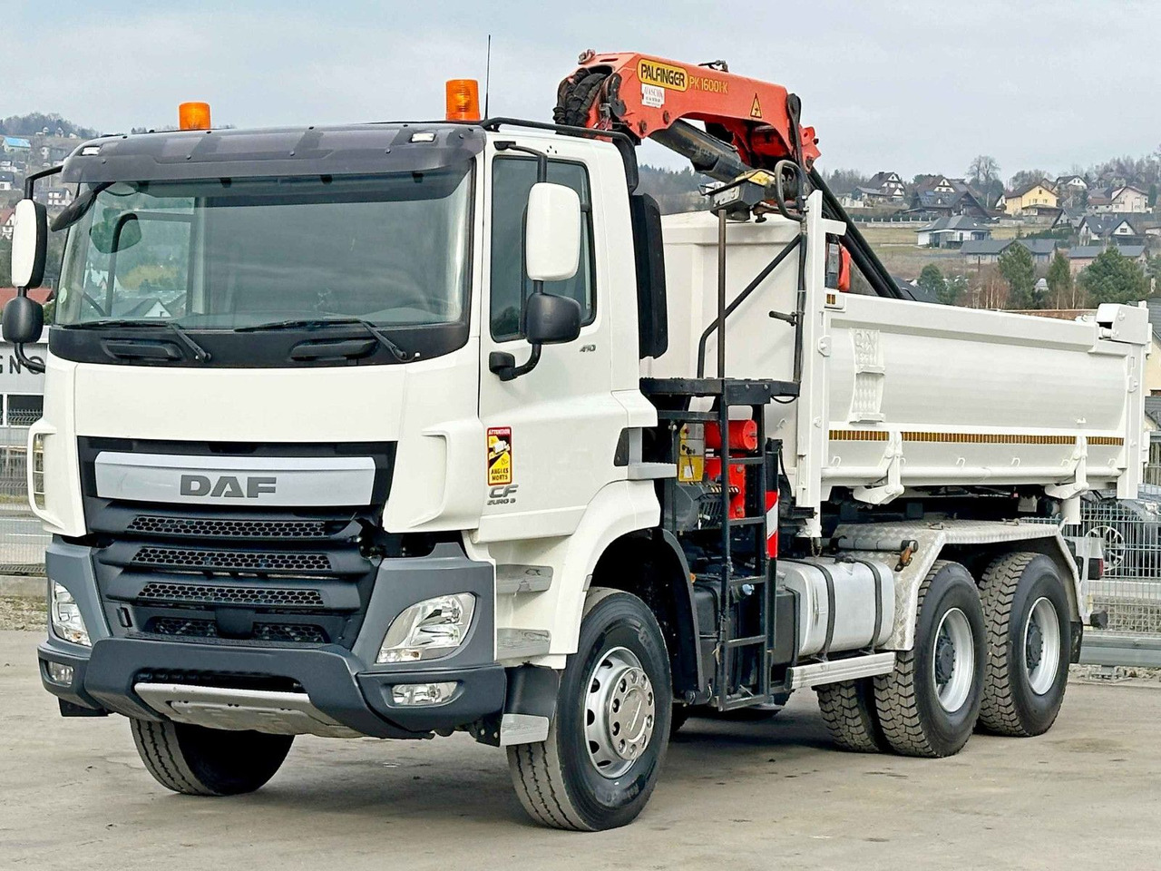 DAF CF 410 * Kipper 4,90 m + PK 16001 - K B * 6x4 - Camión volquete, Camión grúa: foto 5 DAF CF 410 * Kipper 4,90 m + PK 16001 - K B * 6x4 - Camión volquete, Camión grúa: foto 5