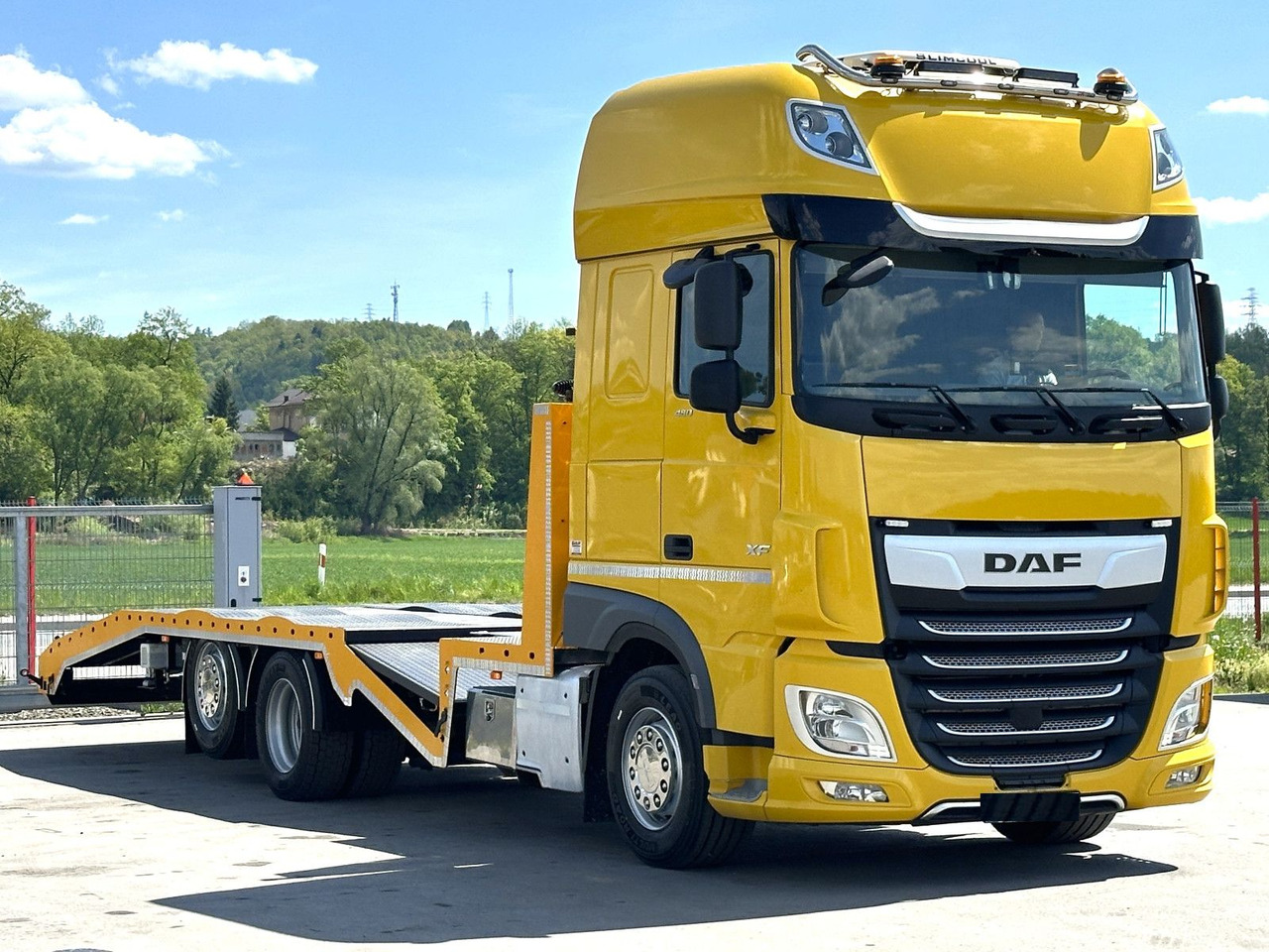 DAF XF 480 * ABSCHLEPPWAGEN 8,80 m * TOPZUSTAND - Grua de remolque autos: foto 2 DAF XF 480 * ABSCHLEPPWAGEN 8,80 m * TOPZUSTAND - Grua de remolque autos: foto 2