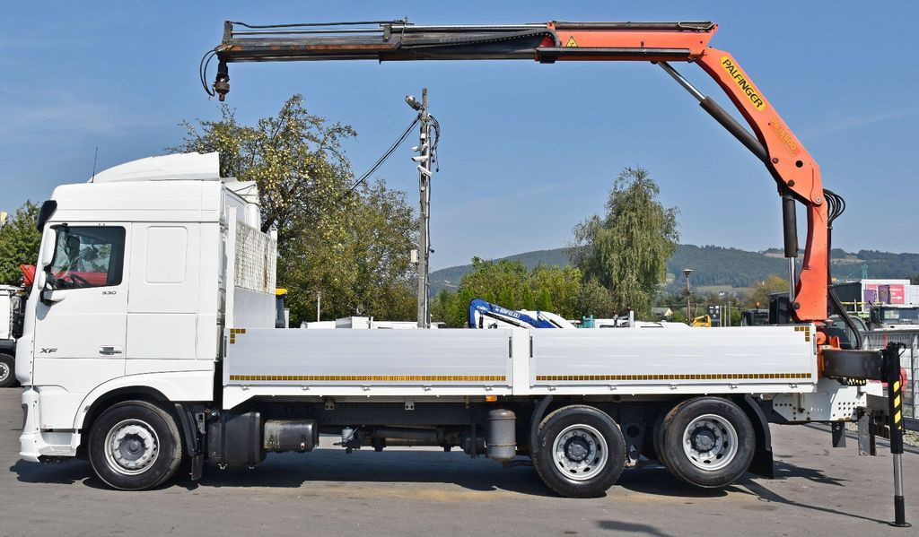 DAF XF 530 Pritsche 6,30 m + PK 15500 * TOPZUSTAND - Camión grúa: foto 5 DAF XF 530 Pritsche 6,30 m + PK 15500 * TOPZUSTAND - Camión grúa: foto 5