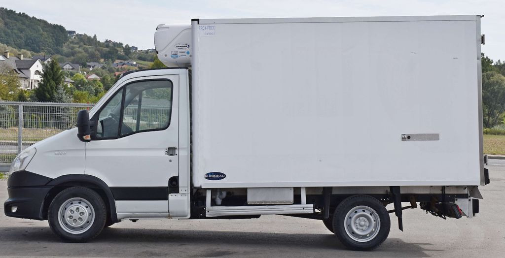 Iveco DAILY 35S13* Kühlkoffer 2,00 m * TOPZUSTAND - Camión frigorífico, Camión grúa: foto 4 Iveco DAILY 35S13* Kühlkoffer 2,00 m * TOPZUSTAND - Camión frigorífico, Camión grúa: foto 4