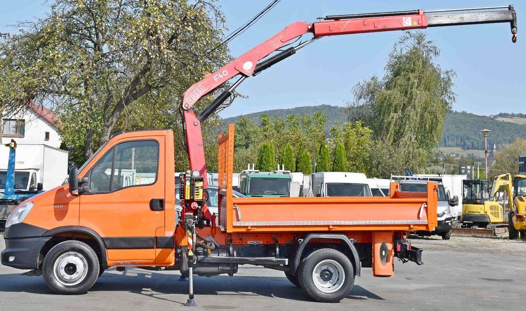Iveco DAILY 70C17 * KIPPER 2,80m * FASSI F40A.0.21 - Volquete furgoneta: foto 5 Iveco DAILY 70C17 * KIPPER 2,80m * FASSI F40A.0.21 - Volquete furgoneta: foto 5