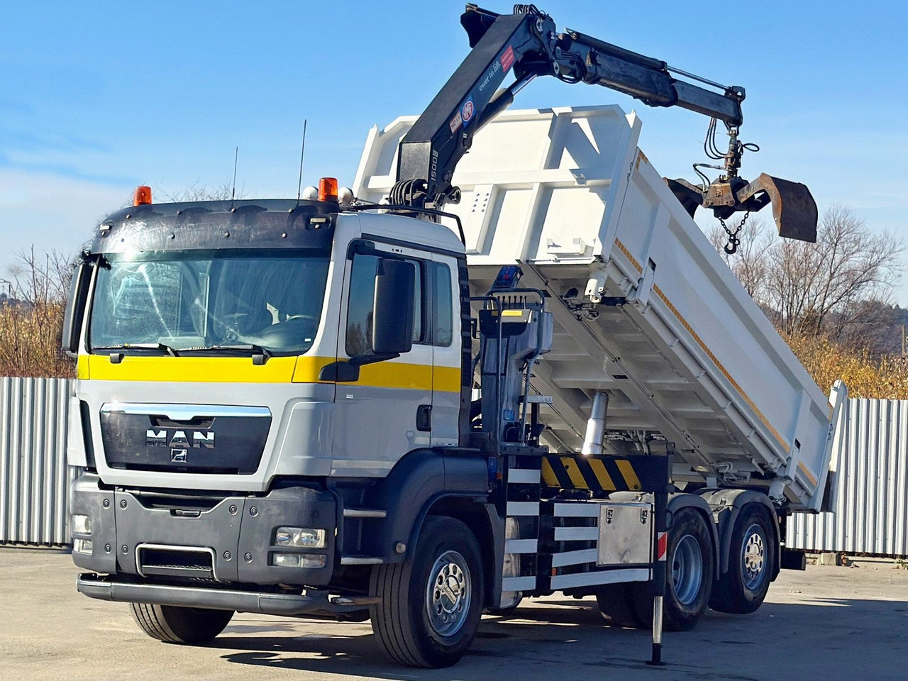 MAN TGS 28.320 * HMF 1500 - K2 * TOPZUSTAND - Camión grúa: foto 2 MAN TGS 28.320 * HMF 1500 - K2 * TOPZUSTAND - Camión grúa: foto 2