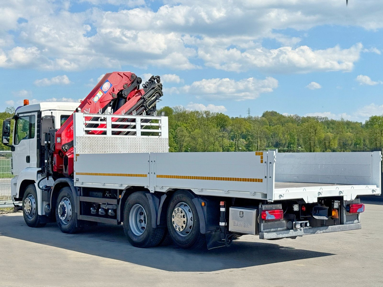 Leasing de  MAN TGS 35.440* KIPPER 6,00m * HMF 4220 K6/FUNK* 8x4 MAN TGS 35.440* KIPPER 6,00m * HMF 4220 K6/FUNK* 8x4: foto 8