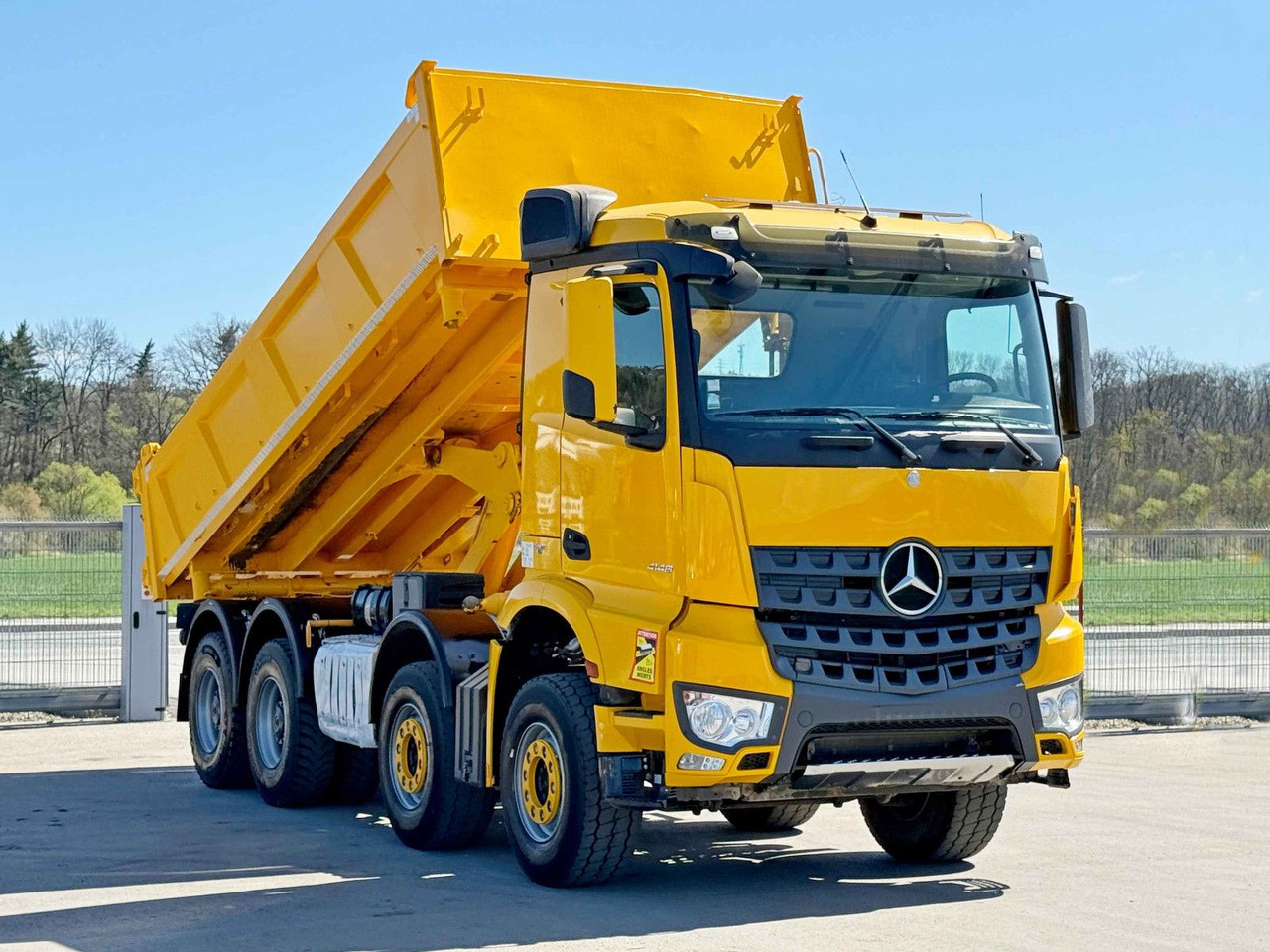 Mercedes-Benz AROCS 4148* KIPPER 6,00m + BORDMATIC /8x4 - Camión volquete: foto 3 Mercedes-Benz AROCS 4148* KIPPER 6,00m + BORDMATIC /8x4 - Camión volquete: foto 3