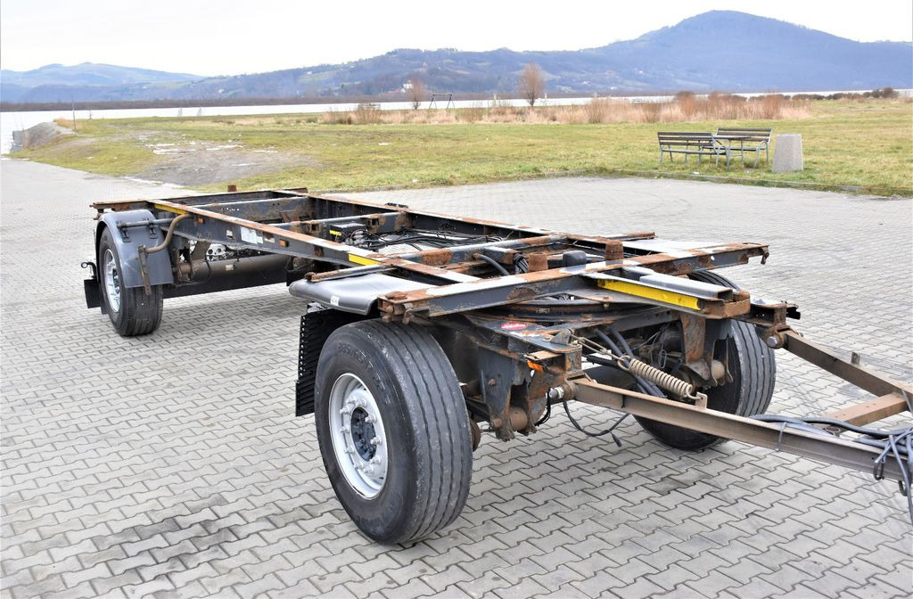 Schmitz Cargobull Anhänger 6,90m * TOPZUSTAND ! - Remolque chasis: foto 2 Schmitz Cargobull Anhänger 6,90m * TOPZUSTAND ! - Remolque chasis: foto 2