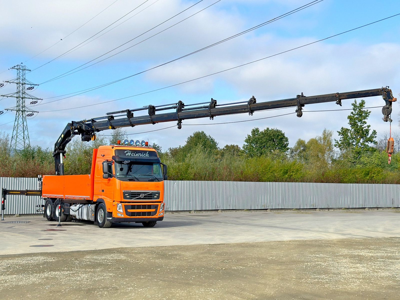 Volvo FH 460 * HIAB 377 E - 7 HIPRO + FUNK * 6x4 - Camión grúa: foto 2 Volvo FH 460 * HIAB 377 E - 7 HIPRO + FUNK * 6x4 - Camión grúa: foto 2