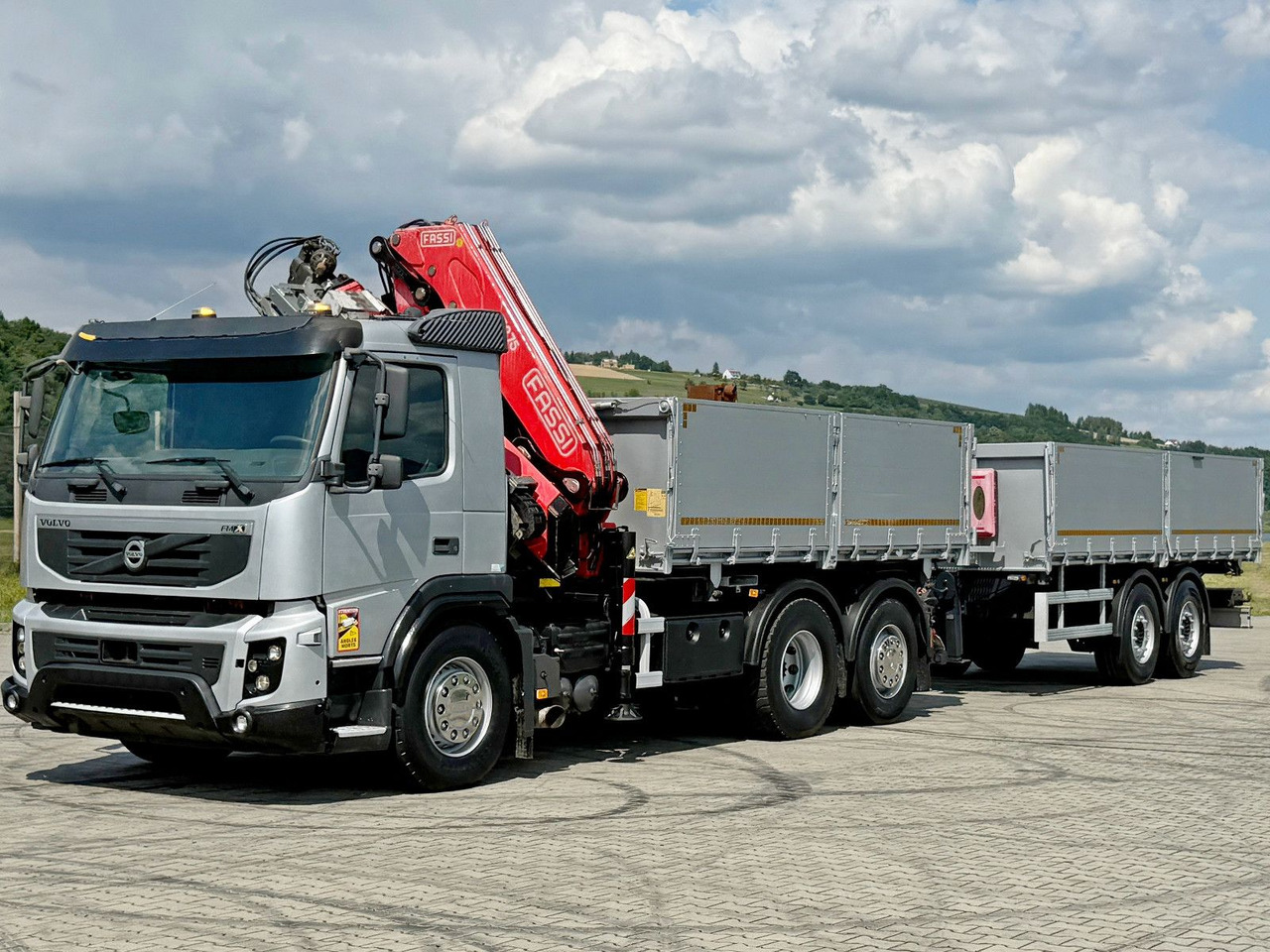 Volvo FMX 420* FASSI F275.2.25 + FUNK + Anhänger / TOP - Camión volquete, Camión grúa: foto 5 Volvo FMX 420* FASSI F275.2.25 + FUNK + Anhänger / TOP - Camión volquete, Camión grúa: foto 5