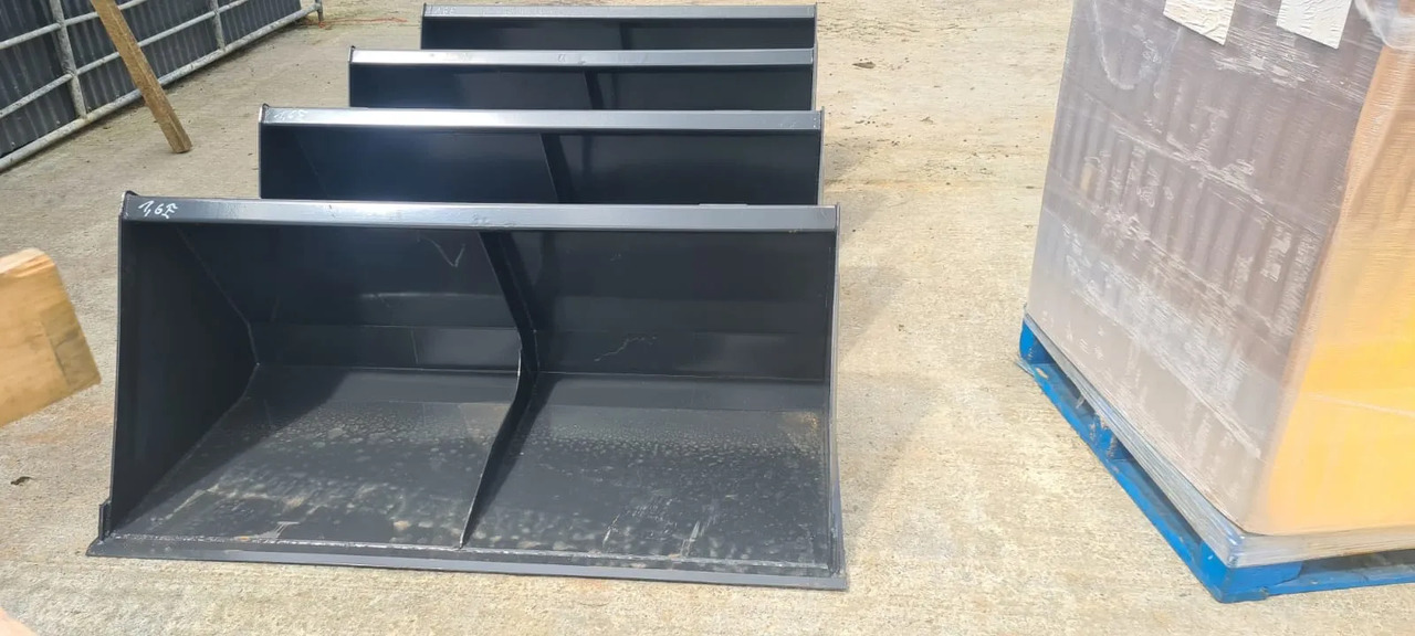 Front Loader Buckets - Cazo cargador: foto 4 Front Loader Buckets - Cazo cargador: foto 4