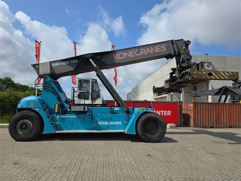 KONECRANES SMV 4531 TB5 - Reach stacker: foto 1 KONECRANES SMV 4531 TB5 - Reach stacker: foto 1