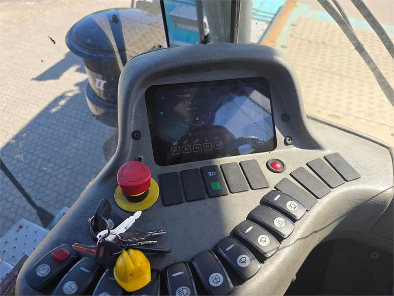 KONECRANES SMV 4535 TB5 - Reach stacker: foto 2 KONECRANES SMV 4535 TB5 - Reach stacker: foto 2