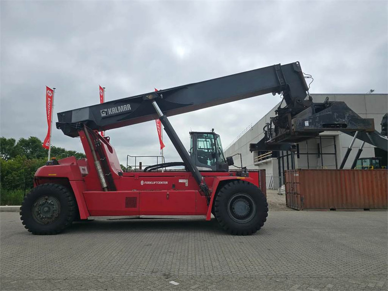Kalmar DRG450-65S5XS - Reach stacker: foto 1 Kalmar DRG450-65S5XS - Reach stacker: foto 1