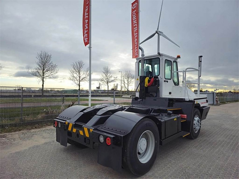 Terberg YT220 - Tractor industrial: foto 2 Terberg YT220 - Tractor industrial: foto 2