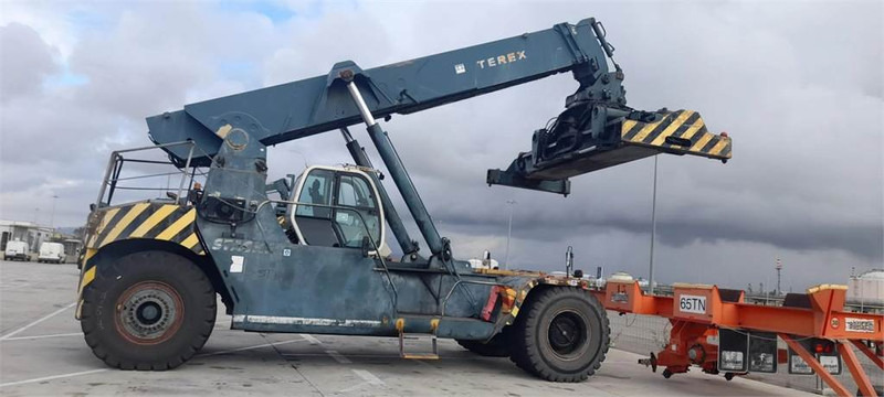 Terex TFC 45L - Reach stacker: foto 4 Terex TFC 45L - Reach stacker: foto 4