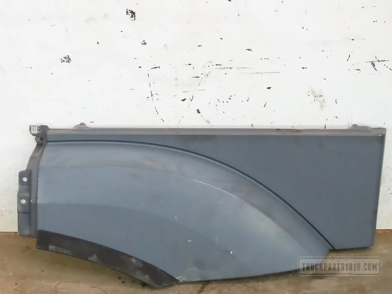 Mercedes-Benz Body & Chassis Parts Spatscherm verlenging LI. MB M - Guardabarros para Camión: foto 1 Mercedes-Benz Body & Chassis Parts Spatscherm verlenging LI. MB M - Guardabarros para Camión: foto 1