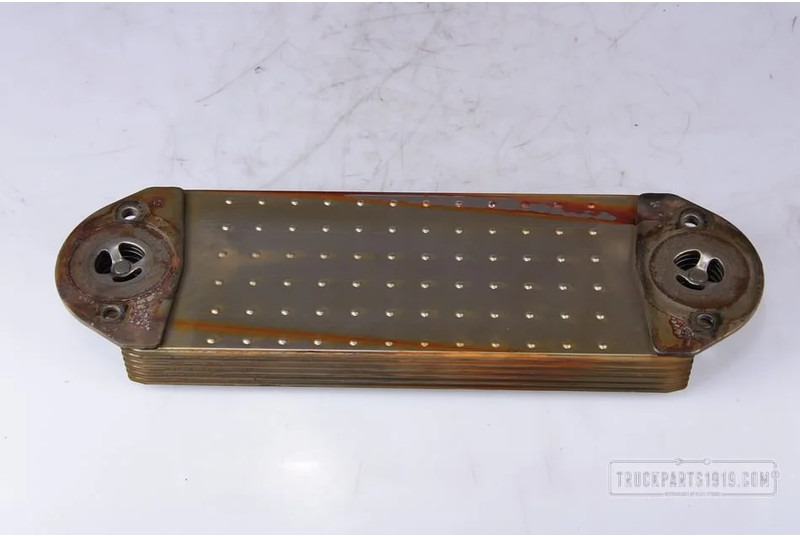 Renault Engines & Parts Oliekoeler motor Renault DXI11 - Enfriador de aceite para Camión: foto 1 Renault Engines & Parts Oliekoeler motor Renault DXI11 - Enfriador de aceite para Camión: foto 1