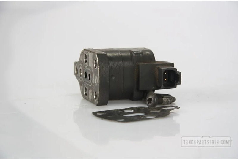 Scania Electrical System Magneetventiel SC-4/R buitenst - Relé para Camión: foto 2 Scania Electrical System Magneetventiel SC-4/R buitenst - Relé para Camión: foto 2