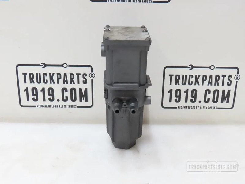 Scania Exhaust System AdBlue pomp Scania - Silenciador/ Sistema de escape para Camión: foto 2 Scania Exhaust System AdBlue pomp Scania - Silenciador/ Sistema de escape para Camión: foto 2