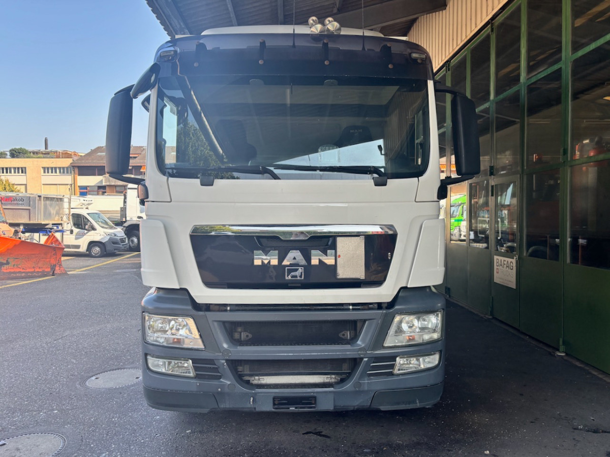 MAN TGS 26.400 ADR BDF - Camión portacontenedore/ Intercambiable: foto 2 MAN TGS 26.400 ADR BDF - Camión portacontenedore/ Intercambiable: foto 2