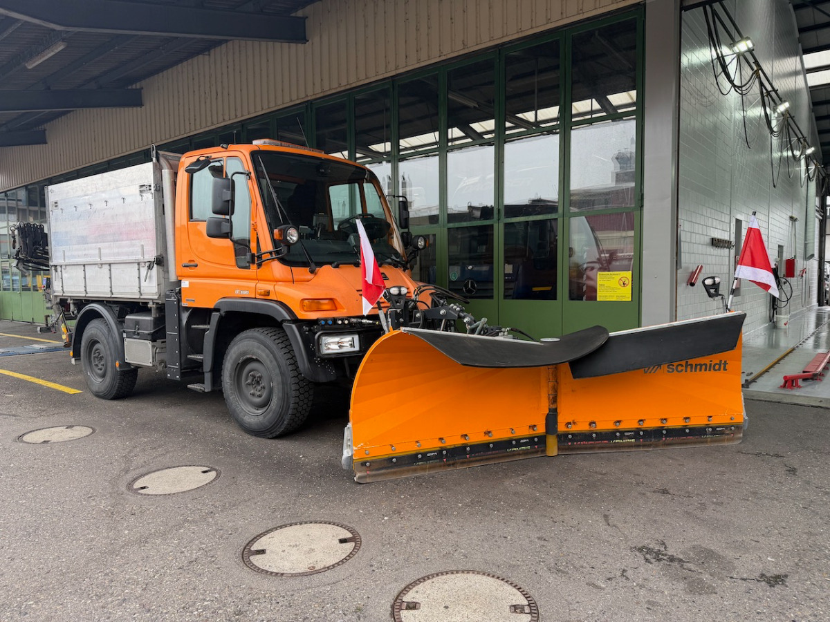 UNIMOG U300 - Vehículo municipal: foto 1 UNIMOG U300 - Vehículo municipal: foto 1