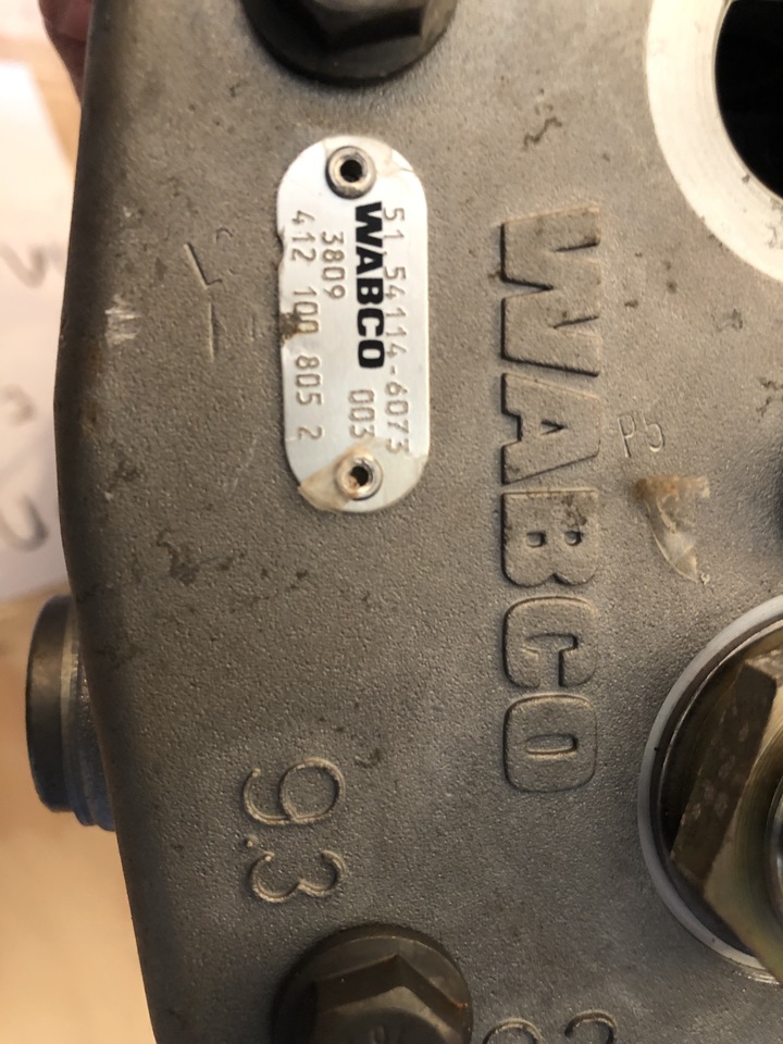 AIR COMPRESSOR MAN TGA - Compresor: foto 5 AIR COMPRESSOR MAN TGA - Compresor: foto 5