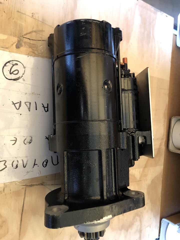 MAN STARTING MOTOR 24V MITSUBISHI - Arranque para Camión: foto 2 MAN STARTING MOTOR 24V MITSUBISHI - Arranque para Camión: foto 2