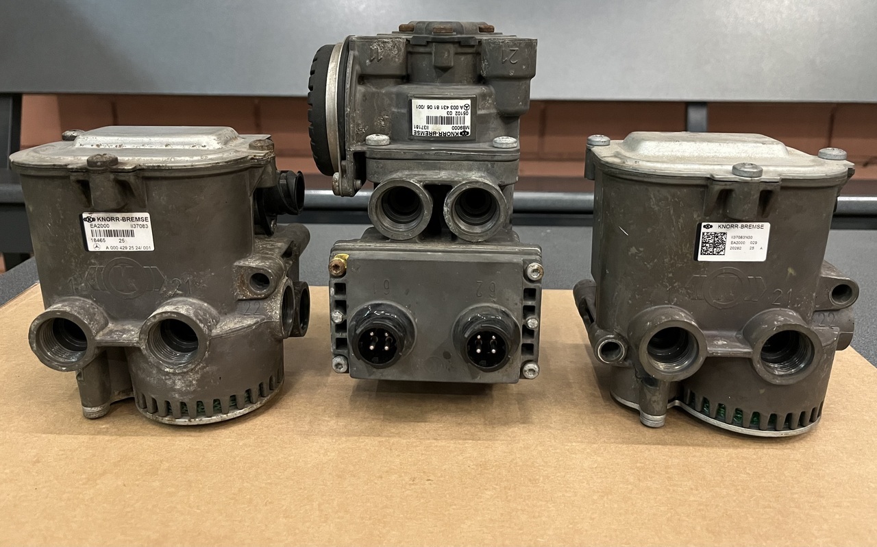 SERVICE BRAKE ATEGO KNORR-BREMSE - Piezas de freno para Camión: foto 1 SERVICE BRAKE ATEGO KNORR-BREMSE - Piezas de freno para Camión: foto 1