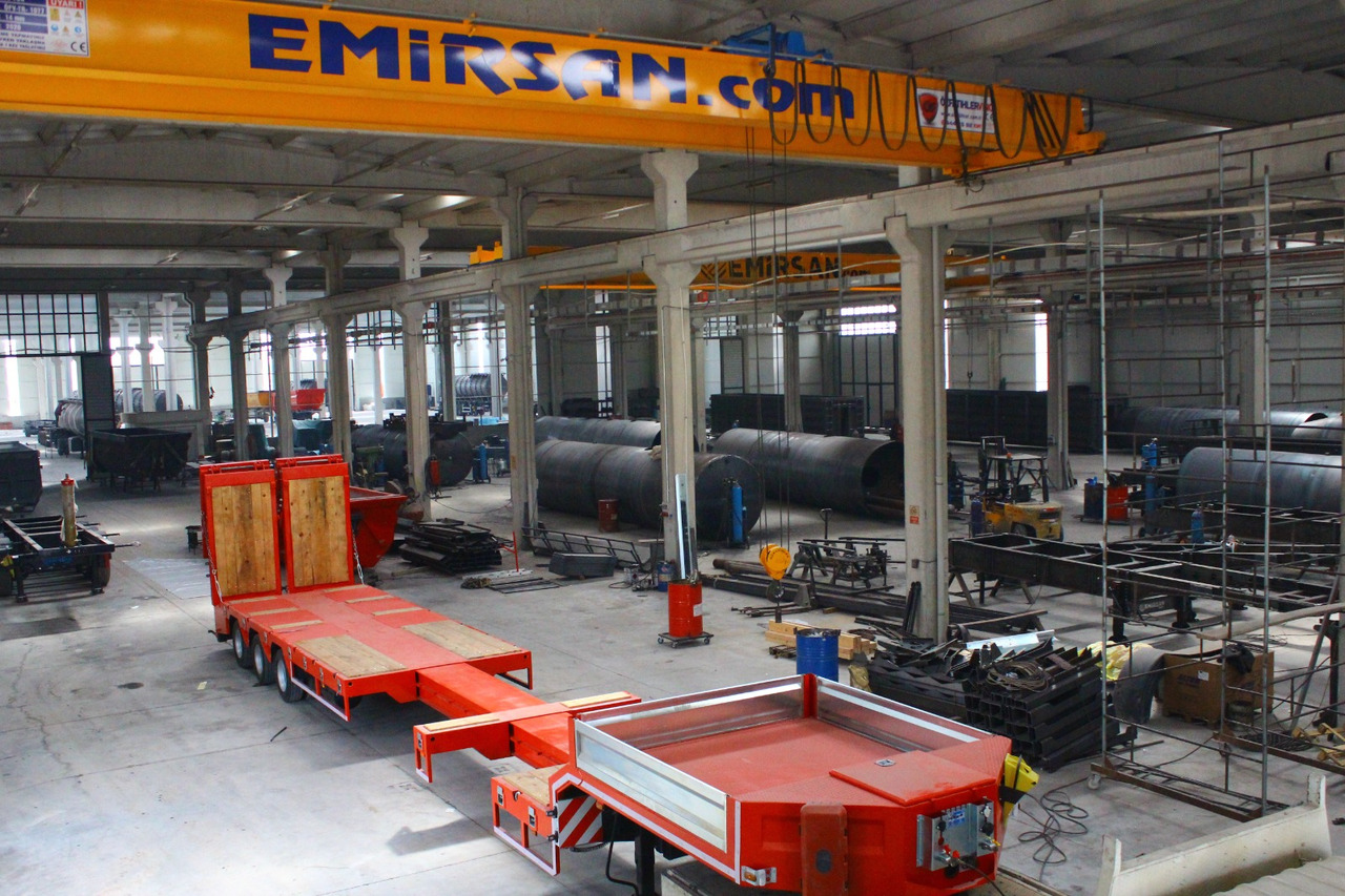EMIRSAN Immediate Delivery From Stock - 3 Axle 60 Tons Capacity Lowbed - Semirremolque góndola rebajadas: foto 2 EMIRSAN Immediate Delivery From Stock - 3 Axle 60 Tons Capacity Lowbed - Semirremolque góndola rebajadas: foto 2