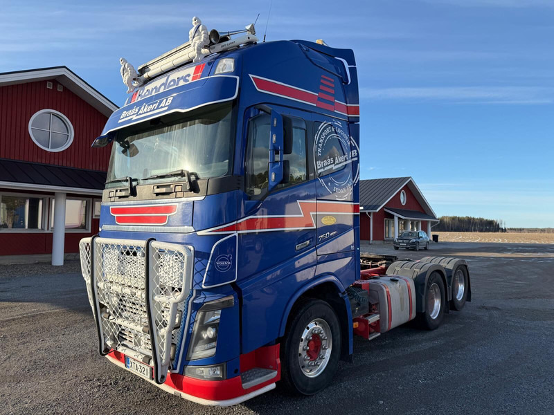 Volvo FH750 - Cabeza tractora: foto 2 Volvo FH750 - Cabeza tractora: foto 2
