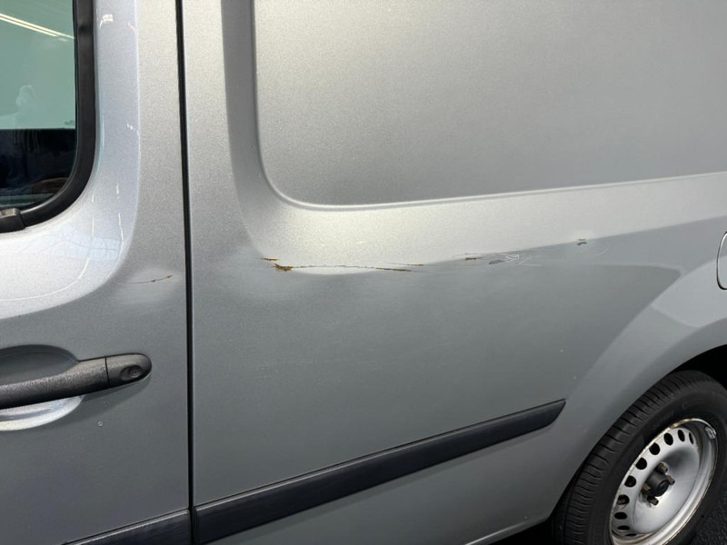 Renault Kangoo Kangoo Express dCi 75 Euro 6 Navigatie Airco - Furgoneta pequeña: foto 4 Renault Kangoo Kangoo Express dCi 75 Euro 6 Navigatie Airco - Furgoneta pequeña: foto 4