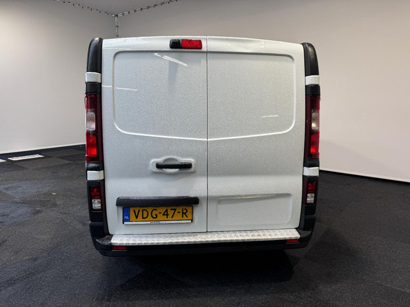 Renault Trafic 2.0 DCI L2H1 Euro 6 145 PK Airco Camera Navigatie - Furgoneta pequeña: foto 5 Renault Trafic 2.0 DCI L2H1 Euro 6 145 PK Airco Camera Navigatie - Furgoneta pequeña: foto 5