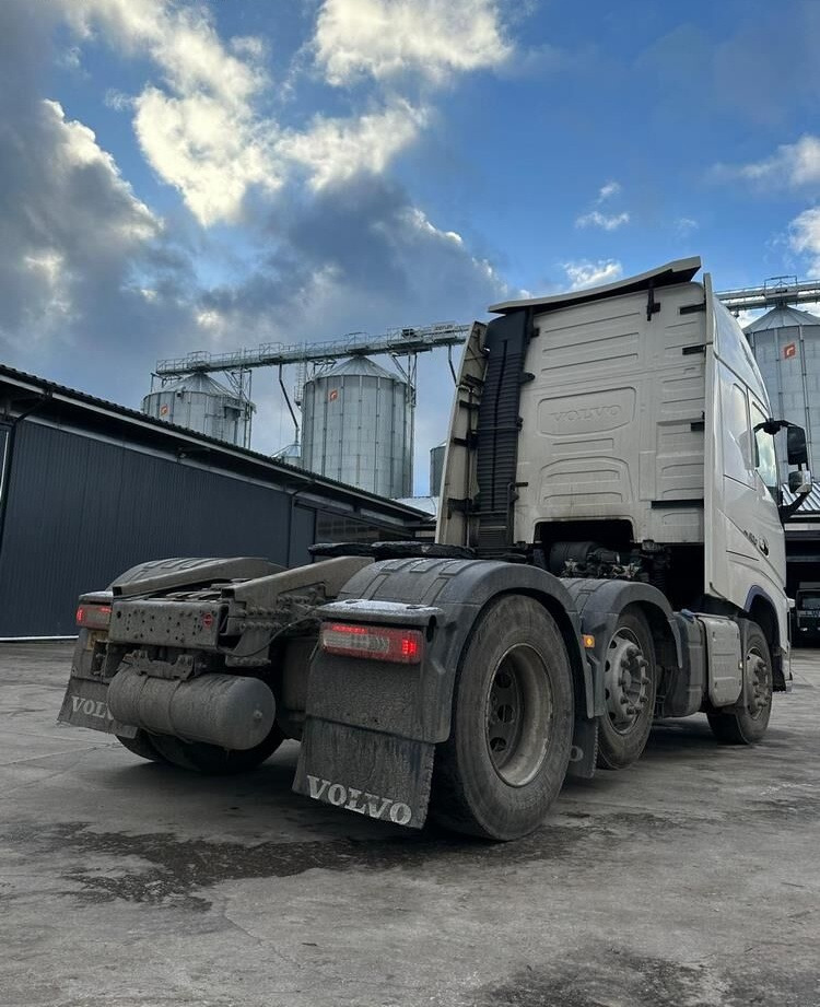 Volvo FH 500 - Cabeza tractora: foto 4 Volvo FH 500 - Cabeza tractora: foto 4