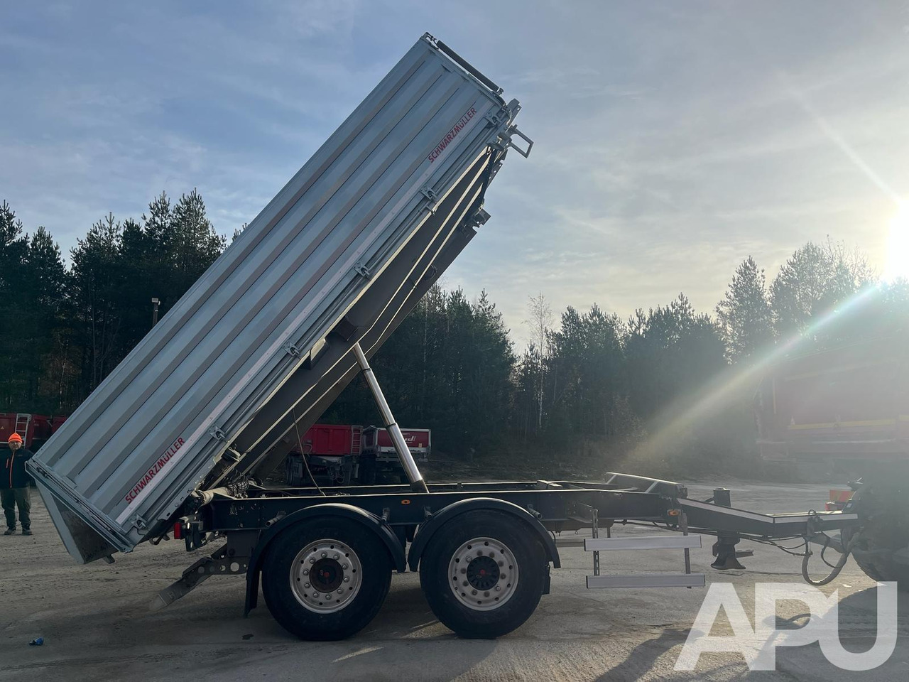 PRZYCZEPA SCHWARZMÜLLER - Remolque volquete: foto 2 PRZYCZEPA SCHWARZMÜLLER - Remolque volquete: foto 2