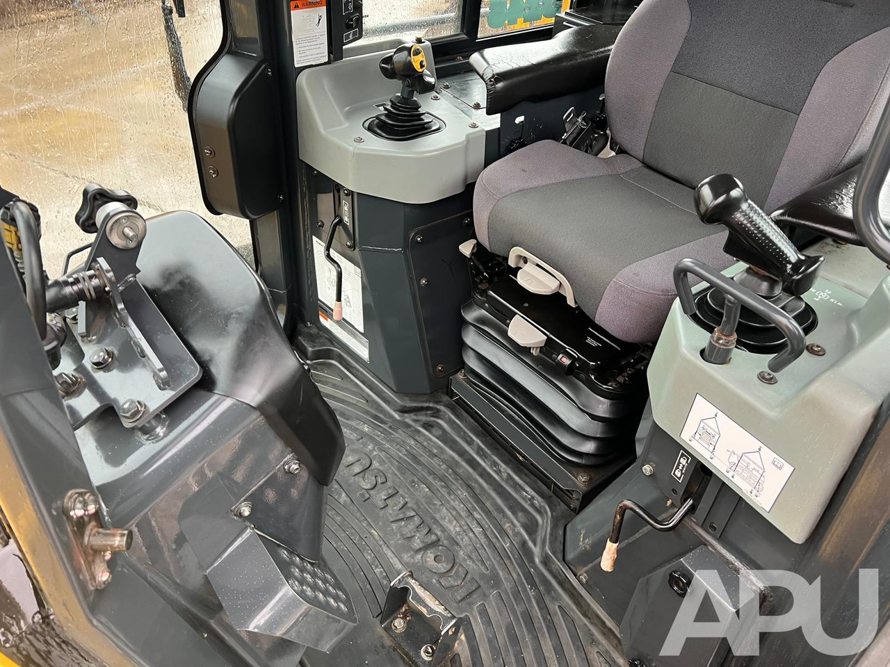 Spycharka KOMATSU D51PXi-24 - Bulldozer: foto 5 Spycharka KOMATSU D51PXi-24 - Bulldozer: foto 5