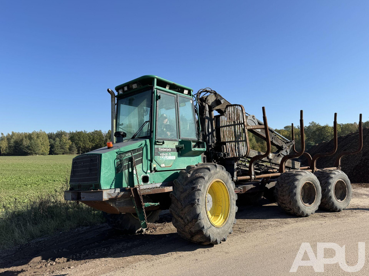 Timberjack do przewozu drewna - Autocargador: foto 1 Timberjack do przewozu drewna - Autocargador: foto 1