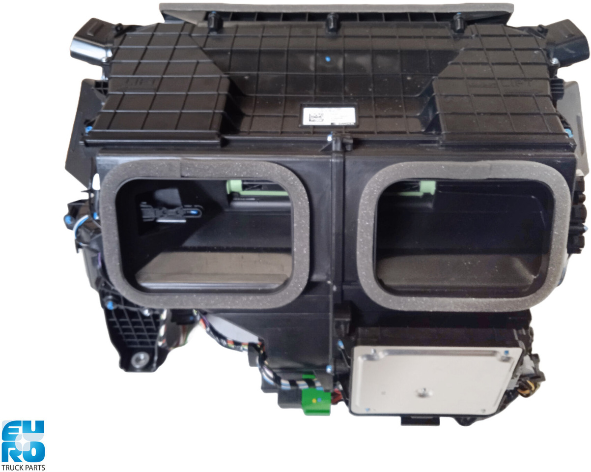 DAF XF 106 VERWARMING, CCC 2017- NIEUW 2302628 - Radiador para Camión: foto 3 DAF XF 106 VERWARMING, CCC 2017- NIEUW 2302628 - Radiador para Camión: foto 3