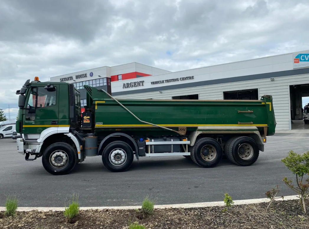 2015 Iveco 8×4 Tipper - Camión volquete: foto 4 2015 Iveco 8×4 Tipper - Camión volquete: foto 4