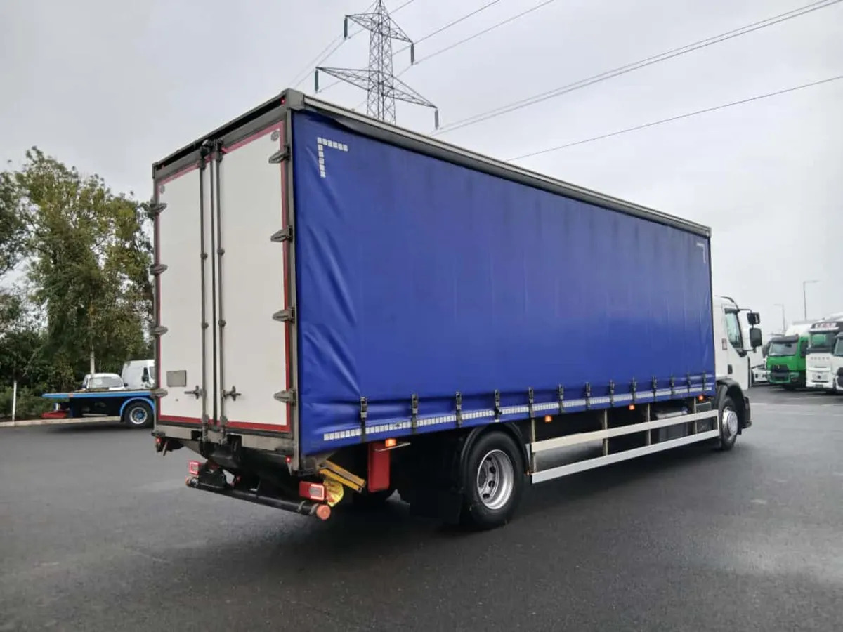 Camión lona 2020 Renault D18 Wide Curtainsider: foto 9