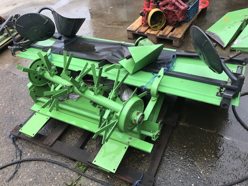 Deutz-Fahr TC 25 kneuzer - Segadora: foto 1 Deutz-Fahr TC 25 kneuzer - Segadora: foto 1