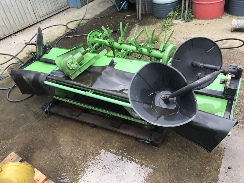 Deutz-Fahr TC 25 kneuzer - Segadora: foto 4 Deutz-Fahr TC 25 kneuzer - Segadora: foto 4