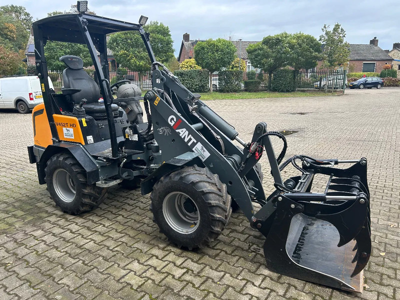 Giant V452T HD - Cargadora: foto 3 Giant V452T HD - Cargadora: foto 3